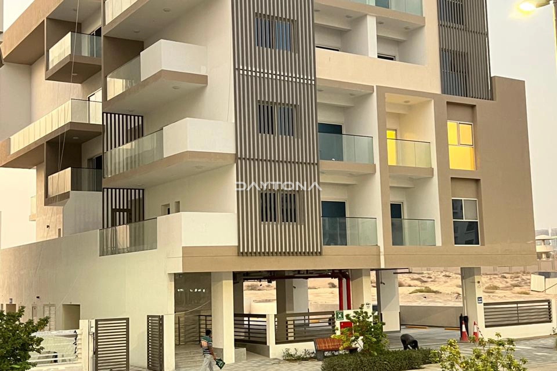 BOOK NOW | MODERN 1 BED ROOM | IN LIWAN 2