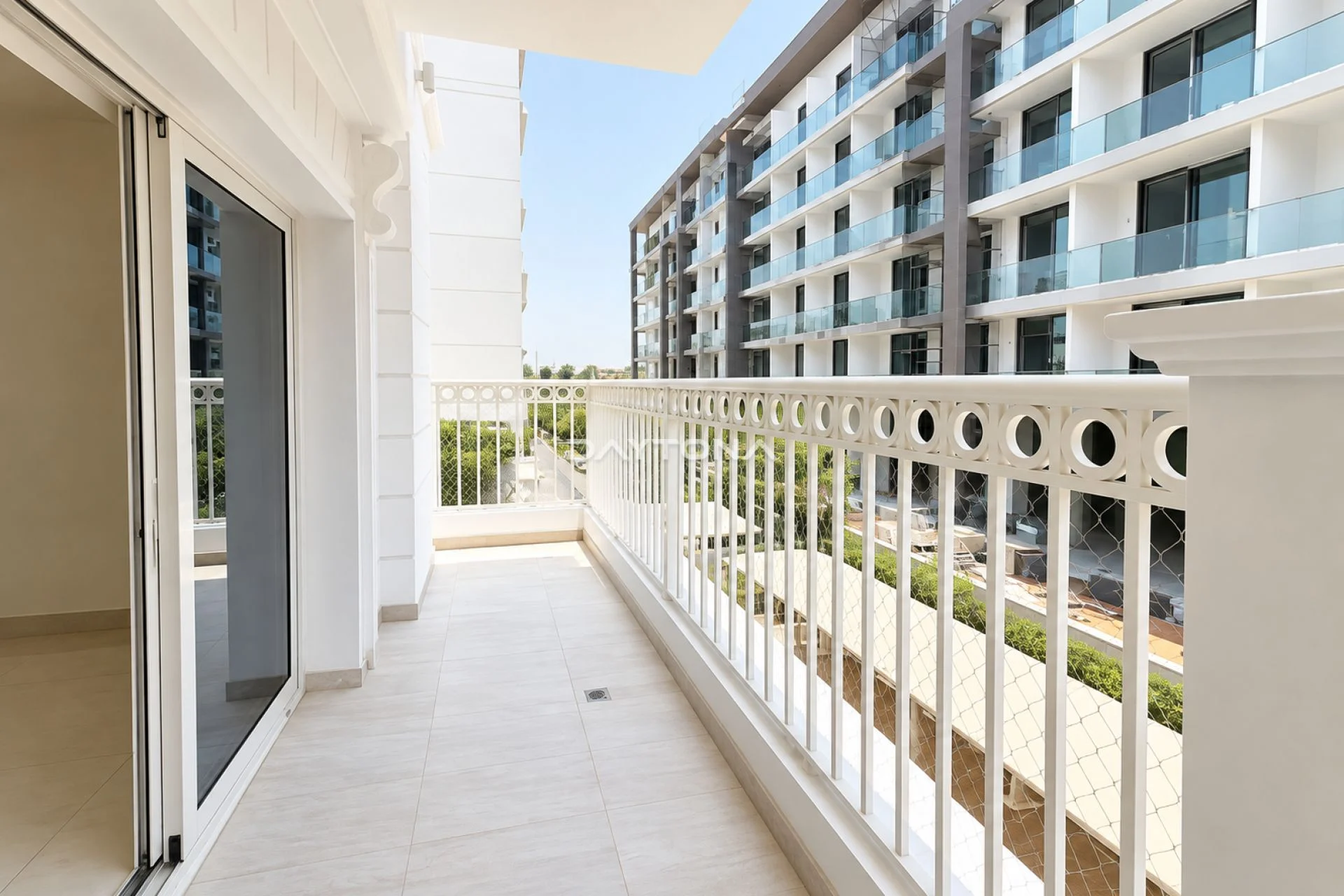 SPACIOUS 1 BHK | GREAT LOCATION | READY TO MOVE