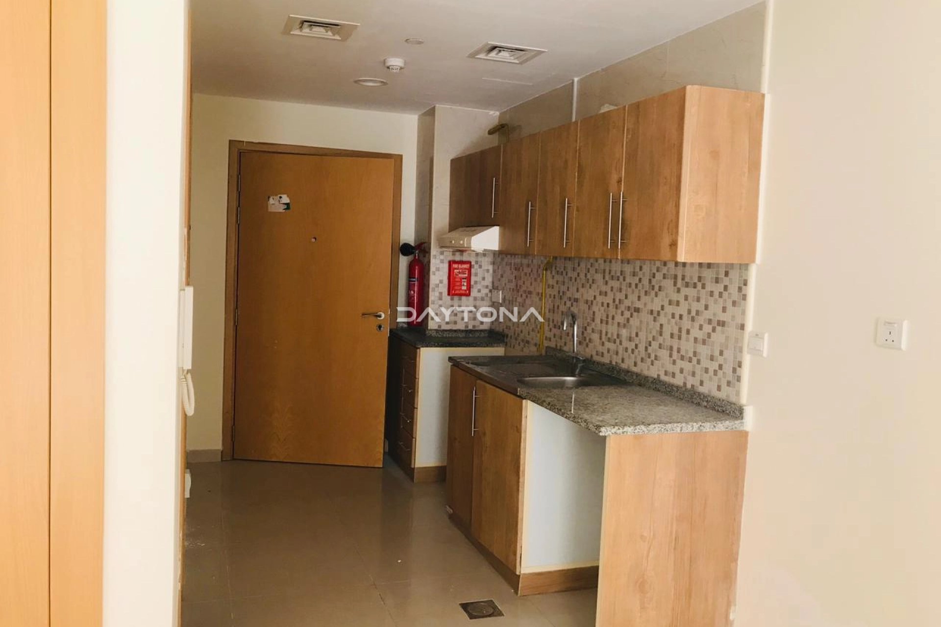 PRIME LOCATION | SPACIOUS | COMMUNITY VIEW | 4 CHEQUES