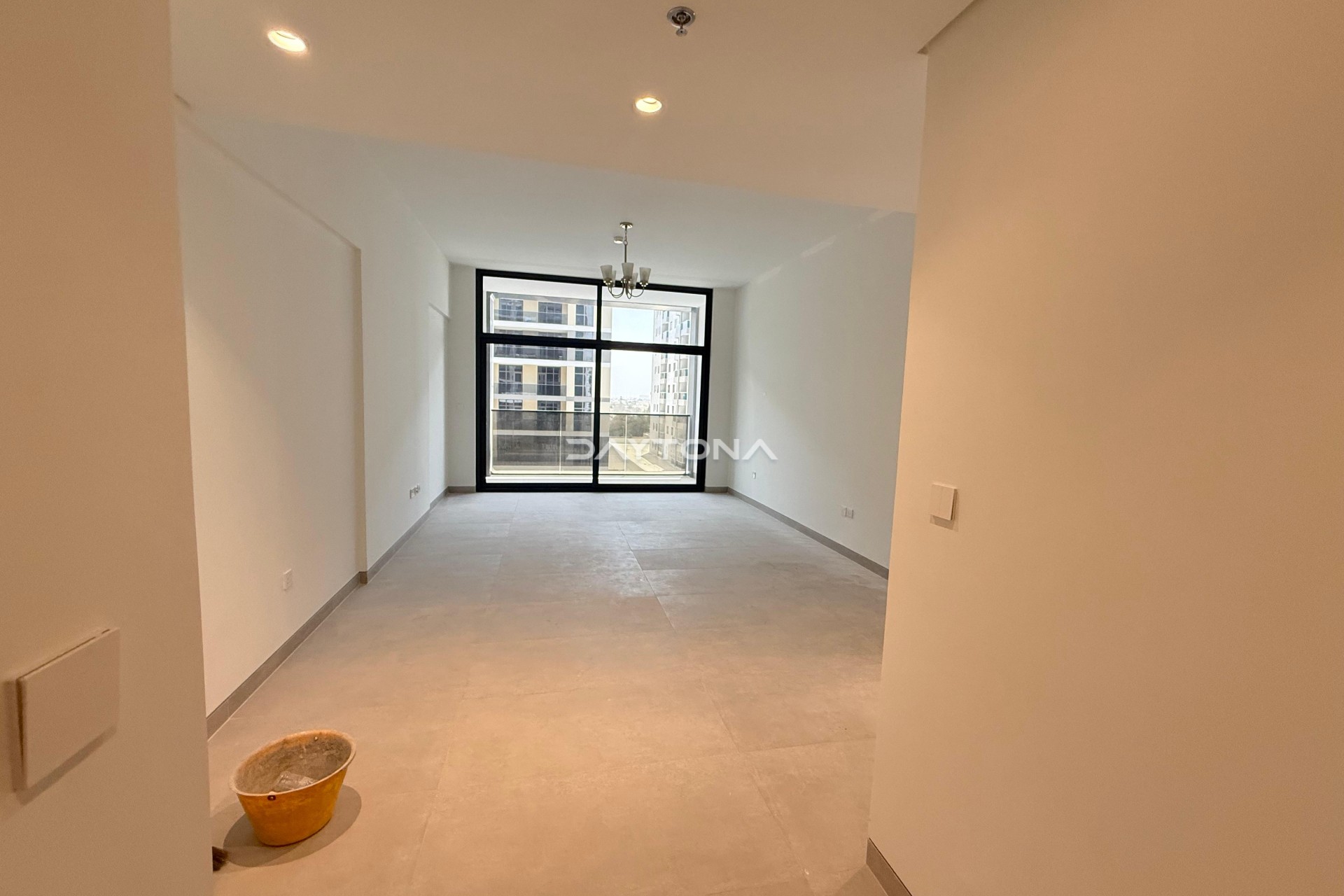 PRIME LOCATION | SPACIOUS LAYOUT | READY TO MOVE IN