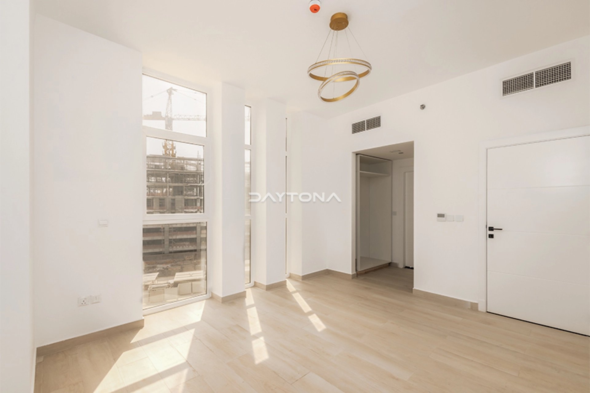 READY TO MOVE | CENTRALLY LOCATED | BRAND NEW