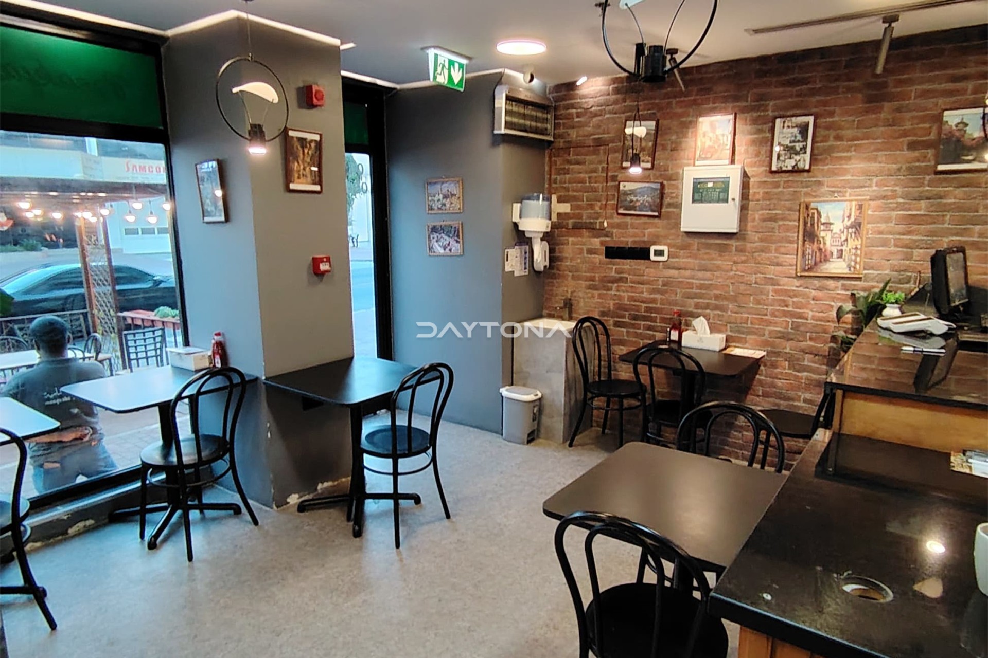 RUNNING RESTAURANT | AL GARHOUD | F&B OPPORTUNITY