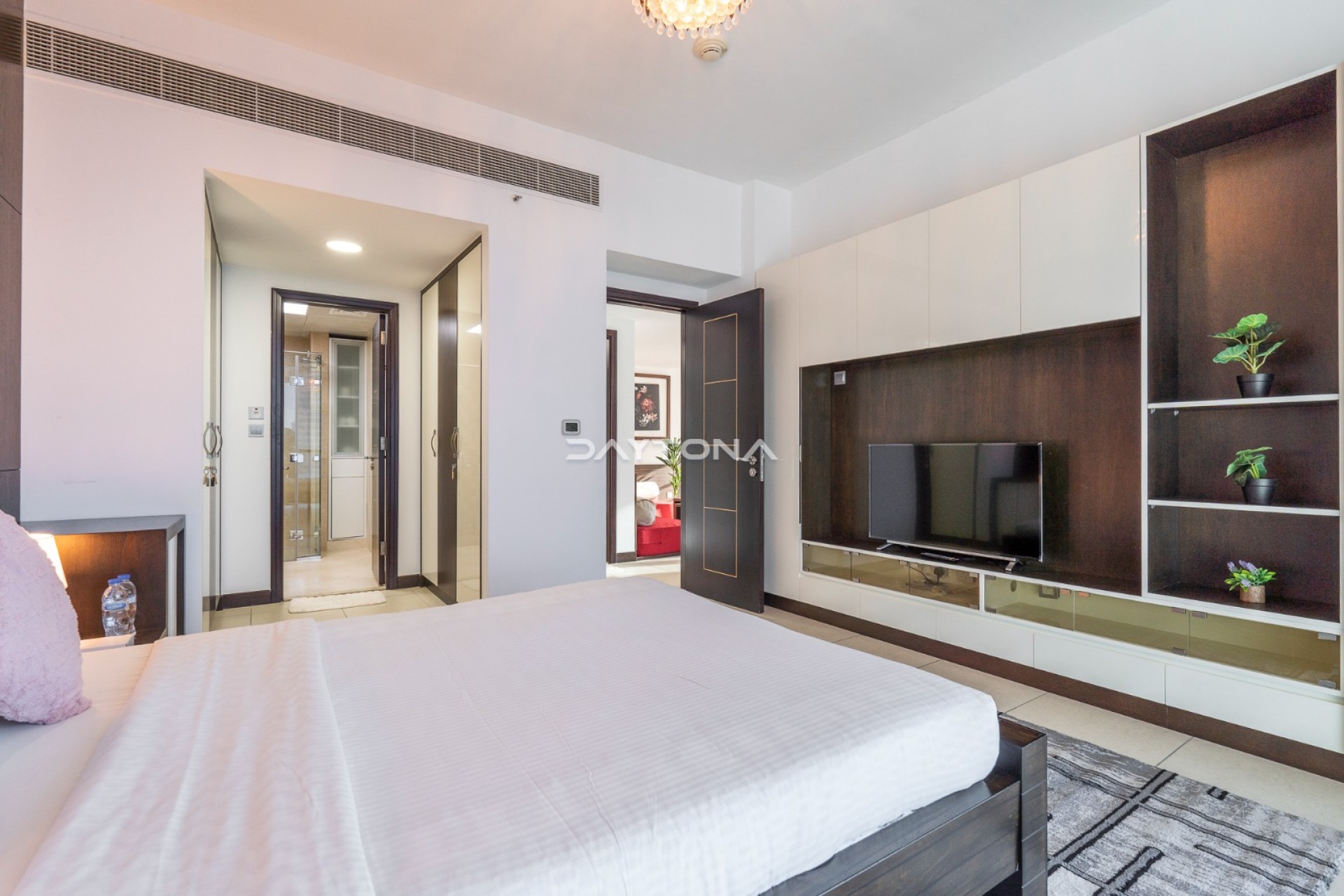 ChatGPT said: LUXURY FURNISHED | 4BR PENTHOUSE | PANORAMIC LAKE VIEWS