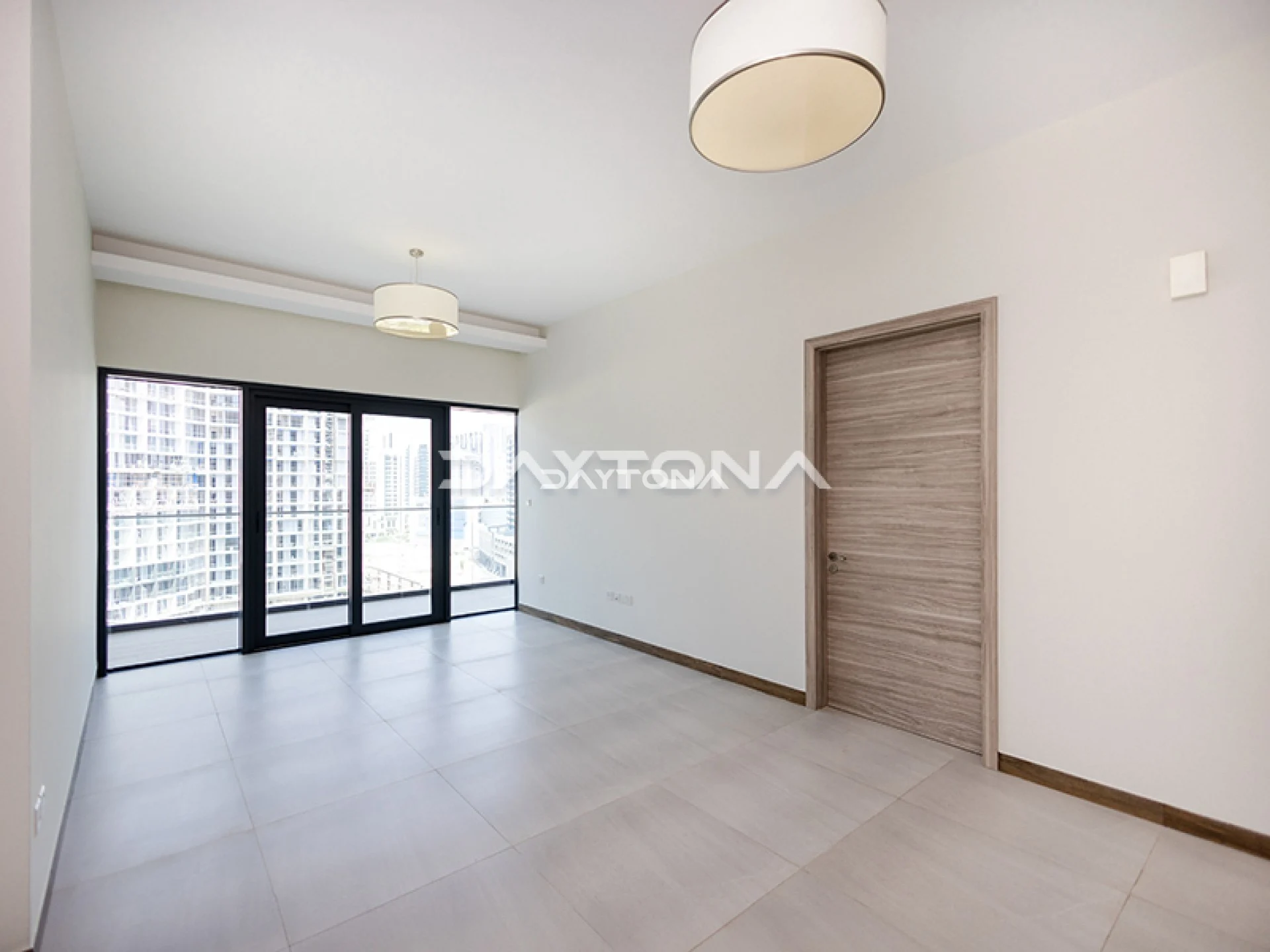 PRIME LOCATION | LUXURIOUS | READY TO MOVE