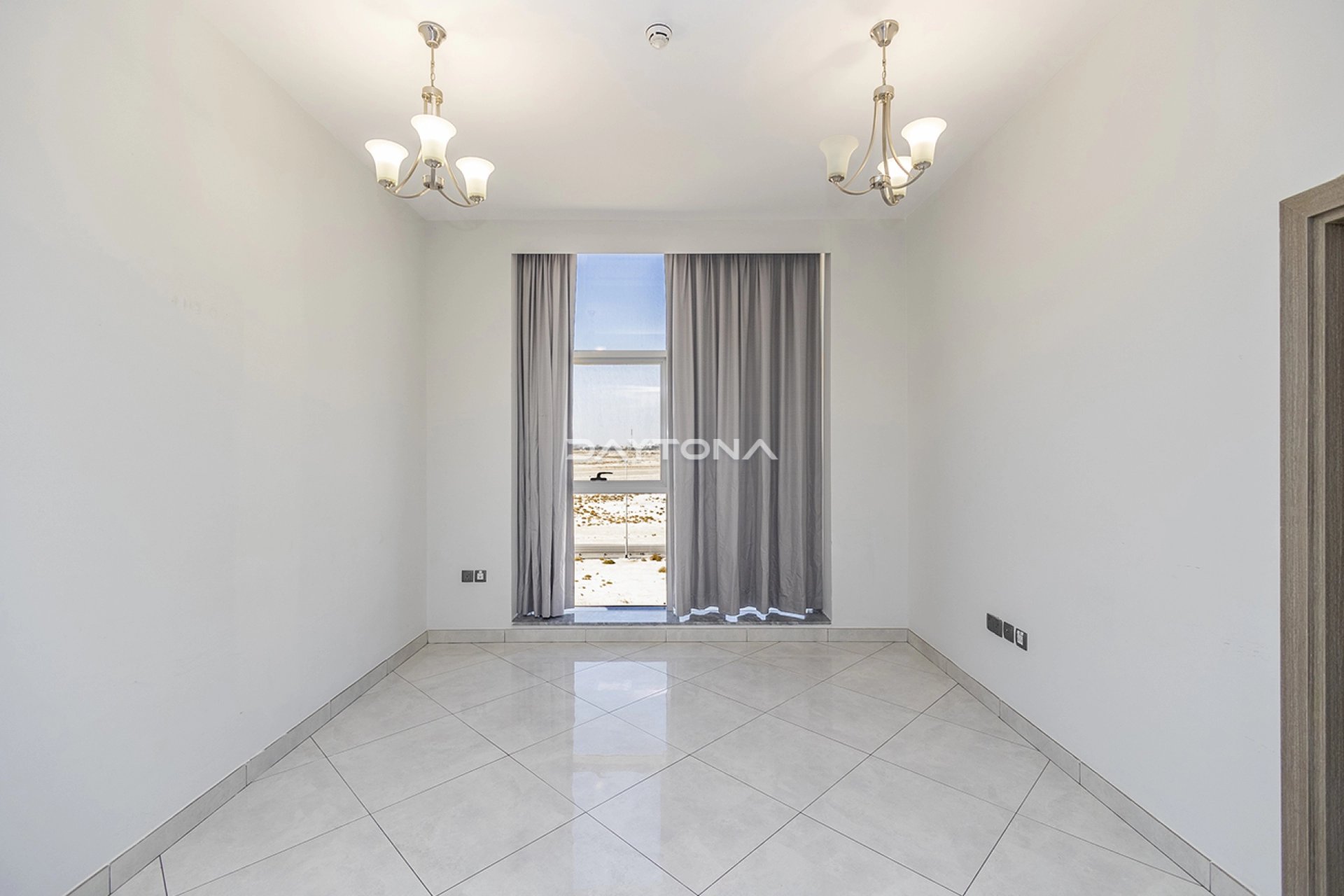 MODERN & WELL MAINTAINED 1-BHK IN JEBEL ALI