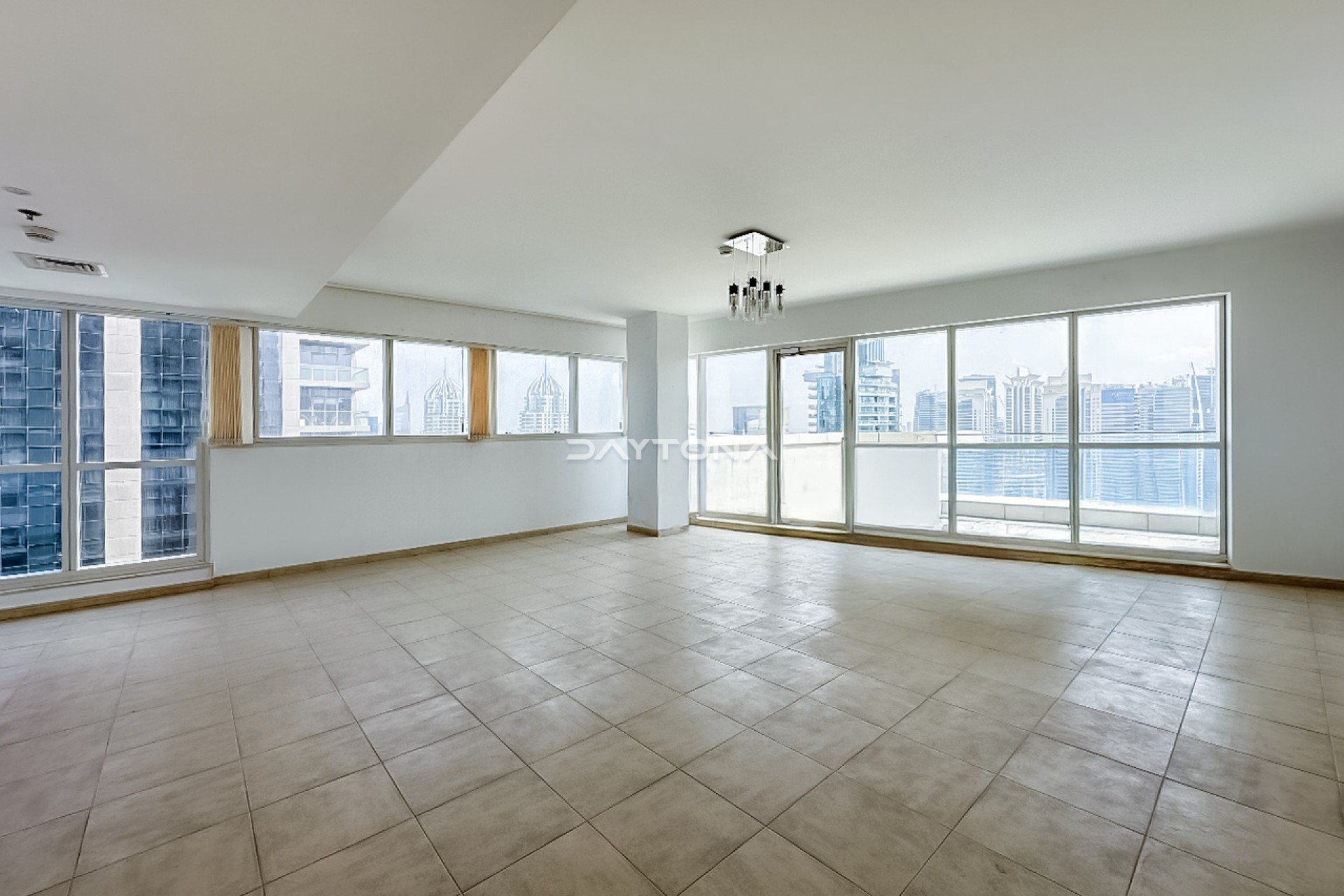 SPACIOUS 3BR | TOP AMENITIES | PRIME LOCATION | READY