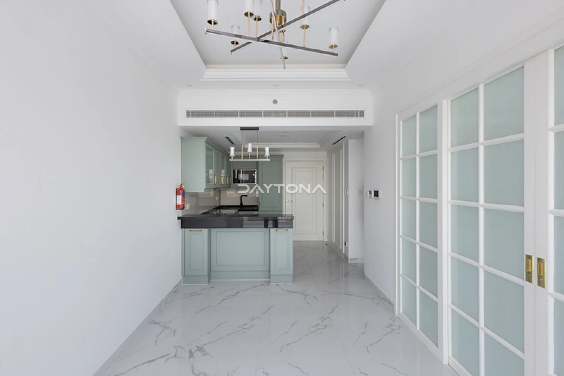 RESORT LIVING l LUXURY APARTMENT l READY TO MOVE