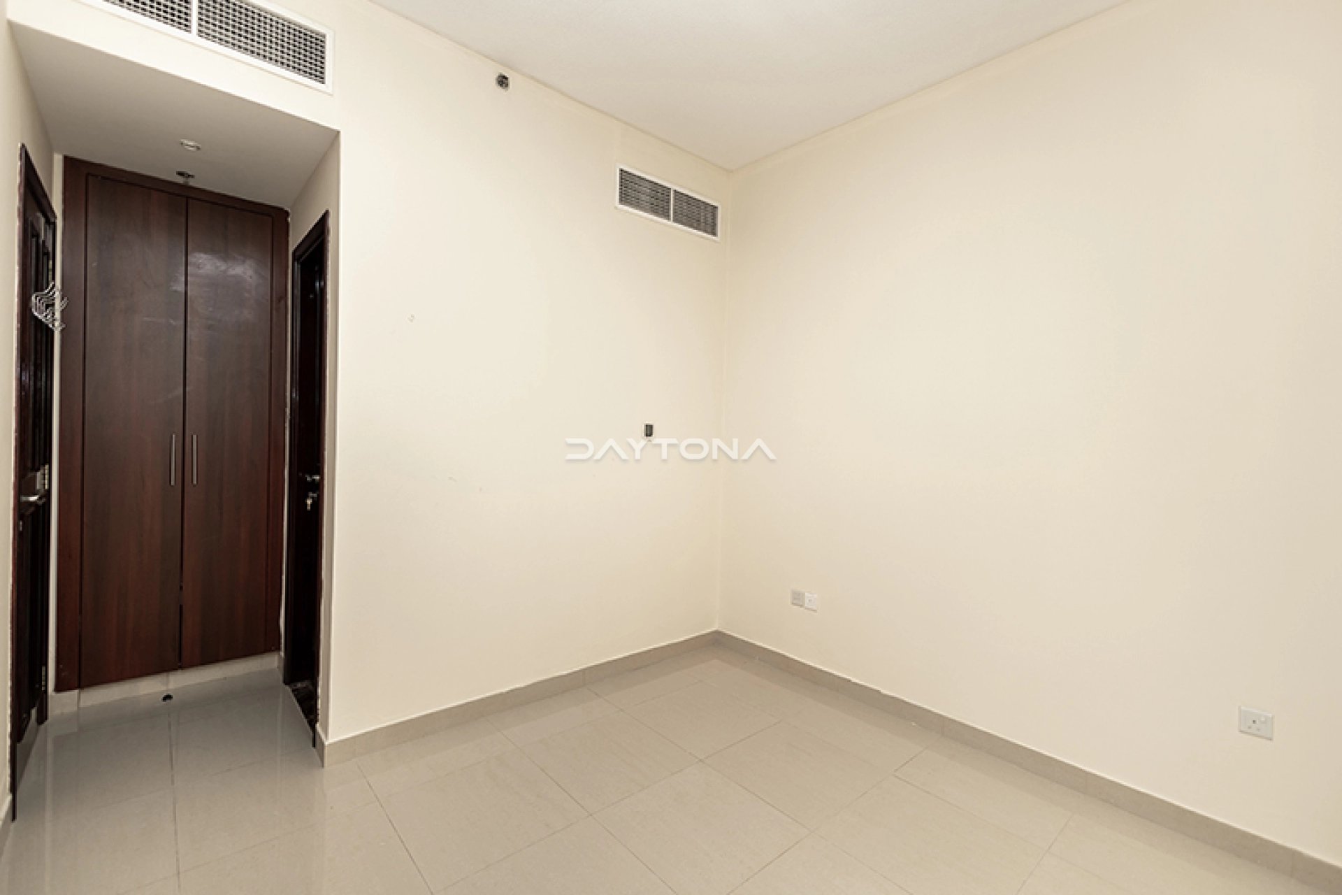 FAMILY BUILDING | WELL-MAINTAINED 1 BEDROOM | PRIME NAHDA LOCATION