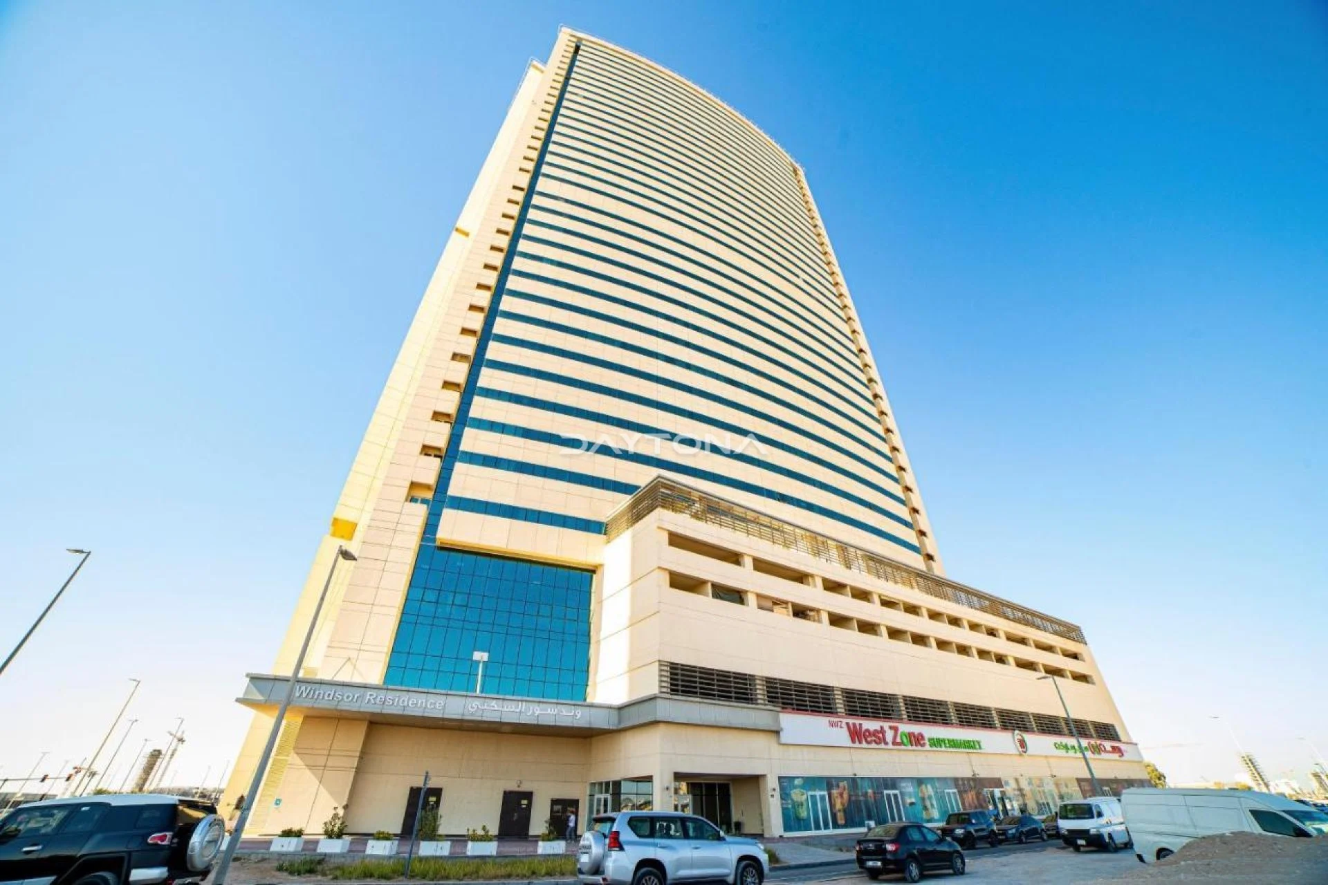 FULLY FURNISHED | SPACIOUS LAYOUT | READY TO MOVE IN | NO BALCONY