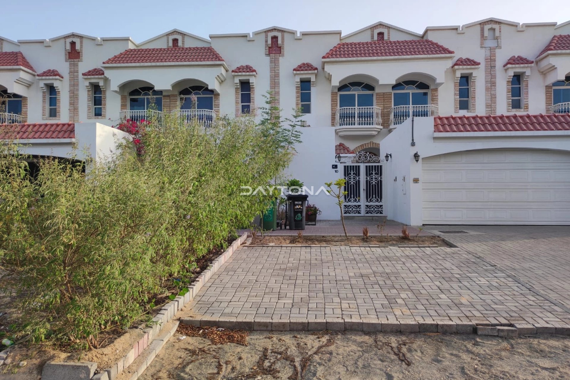 SPACIOUS VILLA+ MAID’S & DRIVER’S ROOM | LUXURY COMPOUND
