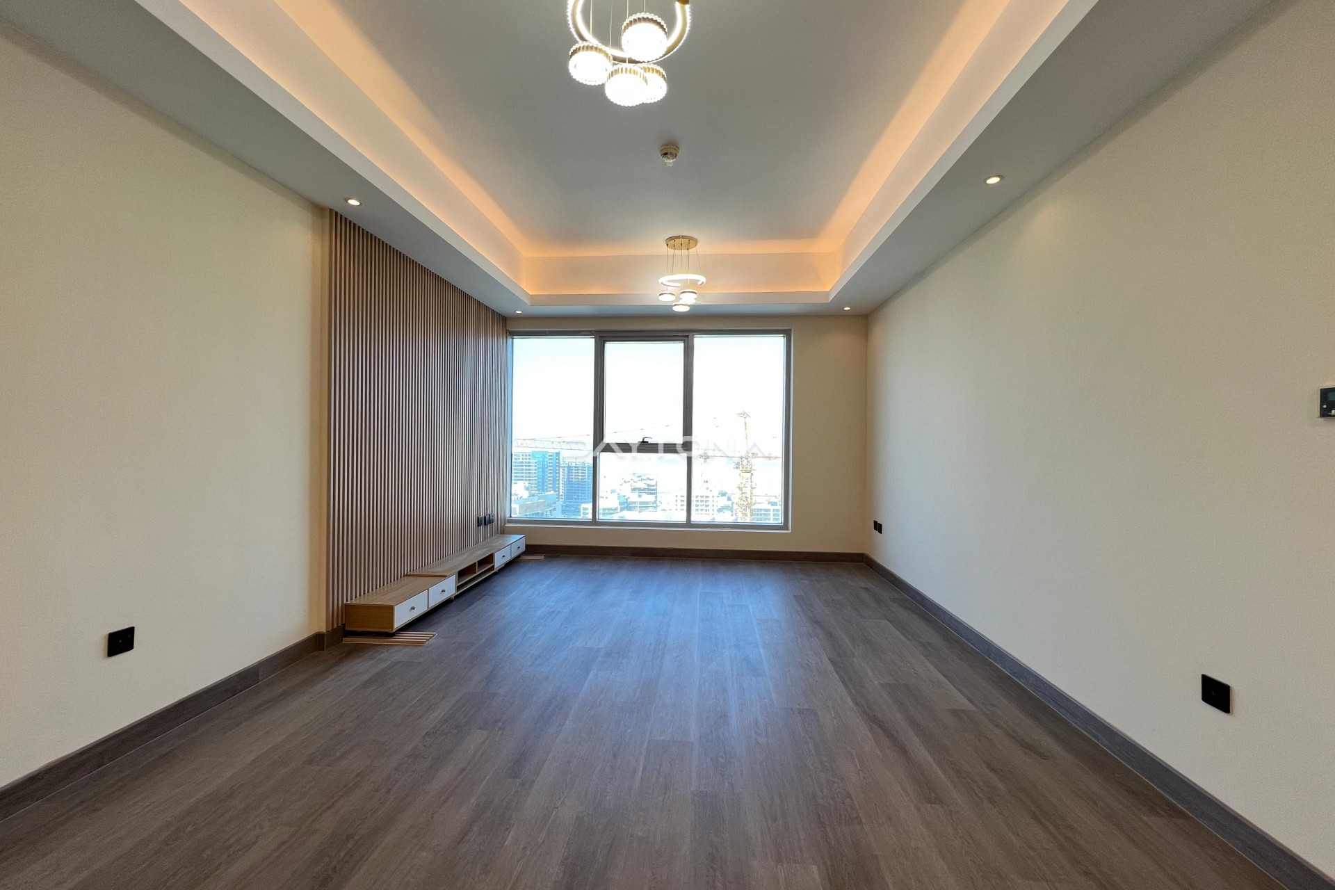 FULLY UPGRADED | 2 BEDROOM | UNFURNISHED | GREAT LOCATION