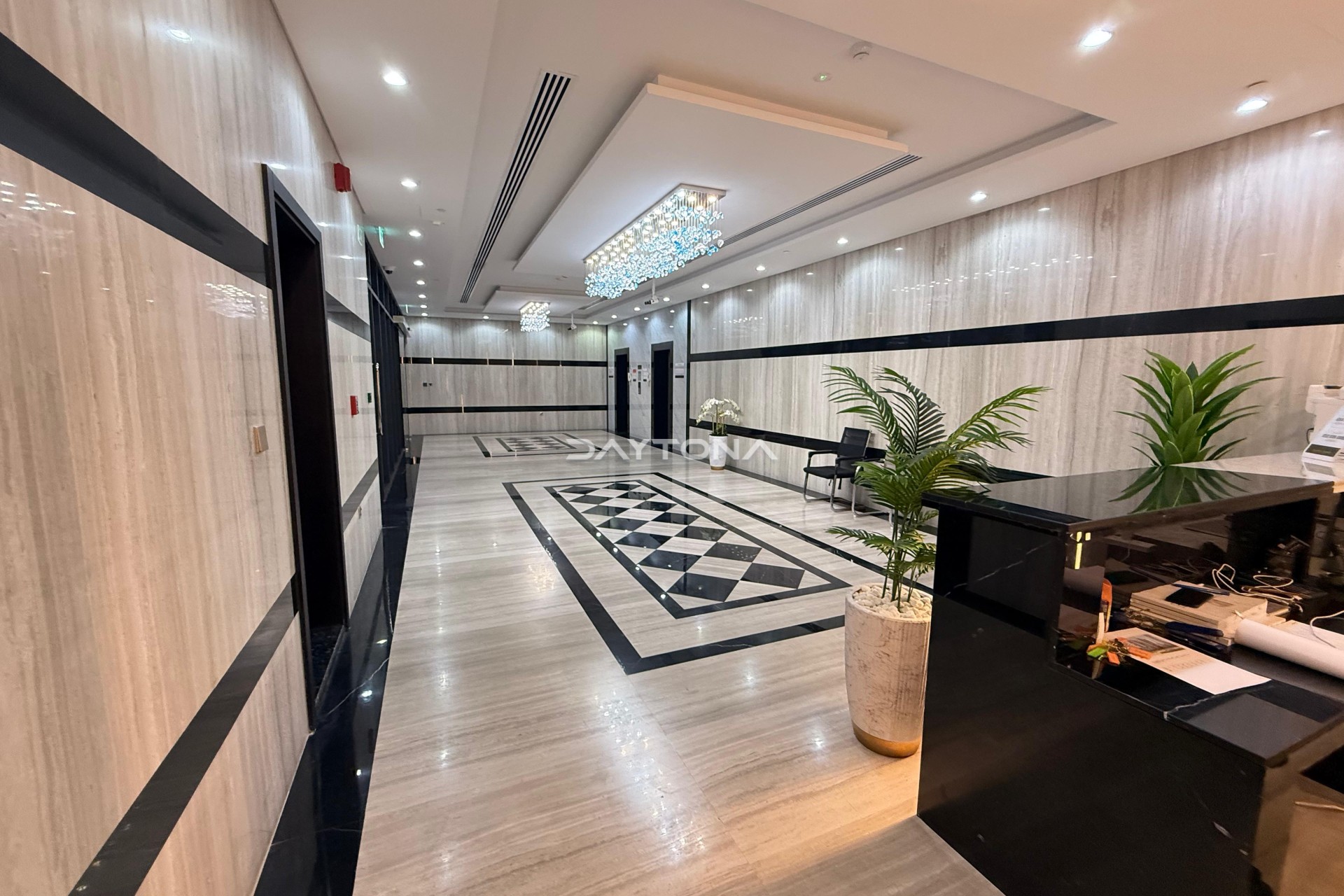 PRIME LOCATION | SPACIOUS LAYOUT | READY TO MOVE IN