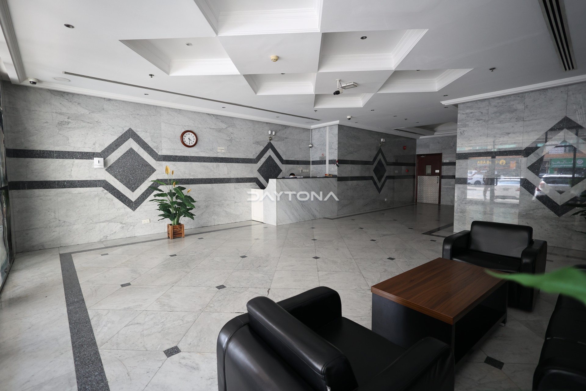 GREAT INVESTMENT | BUILDING FOR SALE | CLOSE TO METRO STATION | FULLY RENTED