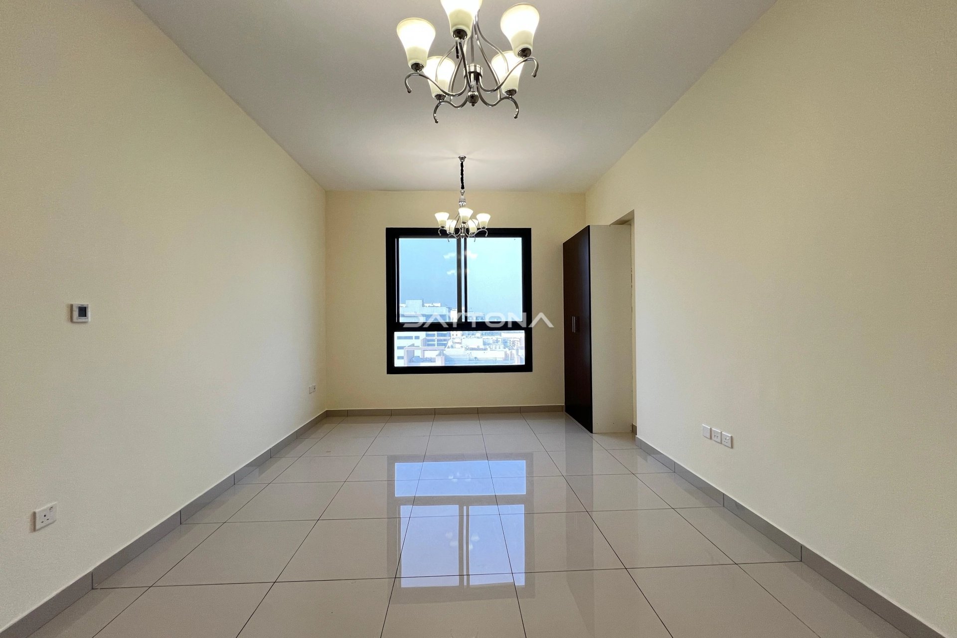 READY TO MOVE | STUDIO FOR RENT | DLRC