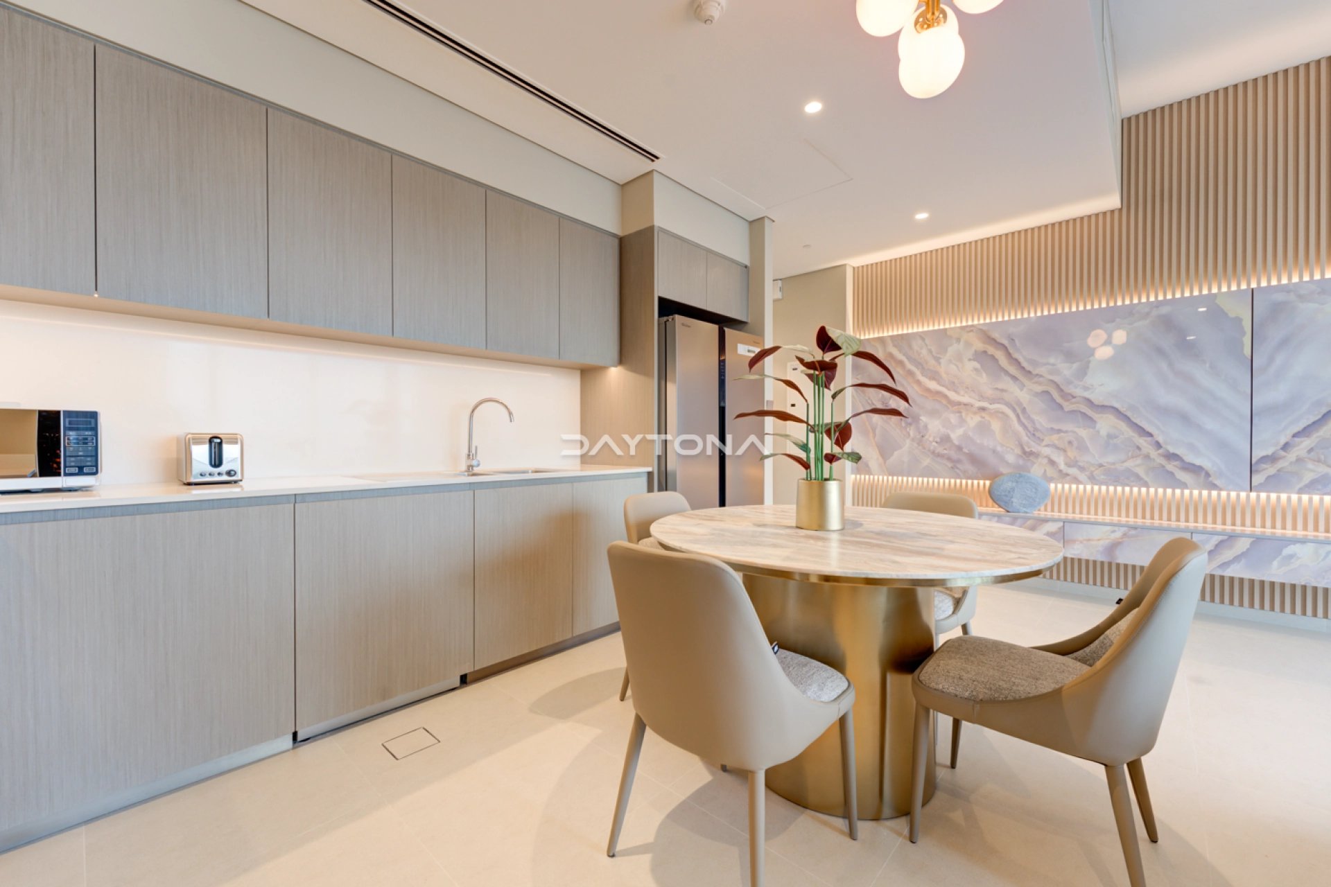 HIGH FLOOR l BURJ KHALIFA VIEW | LUXURY LIVING