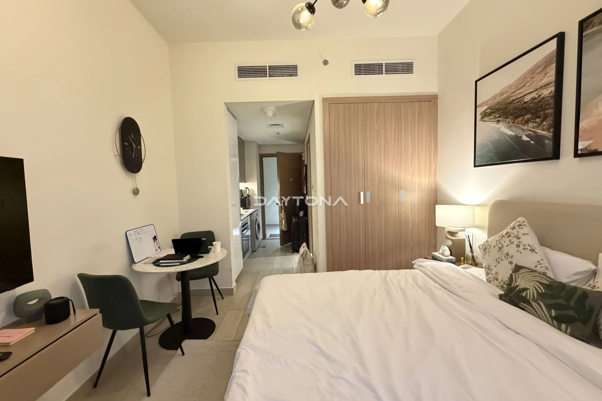 MASTER SIZE STUDIO | DEAL FOR INVESTMENT | VACANT ON TRANSFER