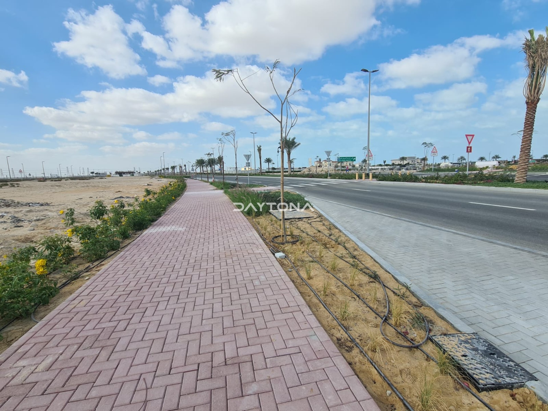 FREEHOLD VILLA PLOT | SINGLE ROW | VASTU COMPLIANT | NEAR SCHOOL