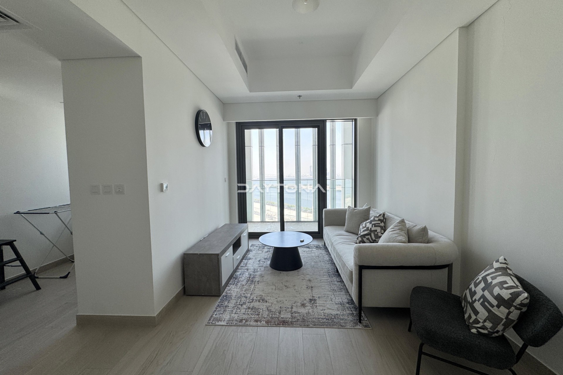 FULLY FURNISHED | BRAND NEW 1BHK | PRIME LOCATION