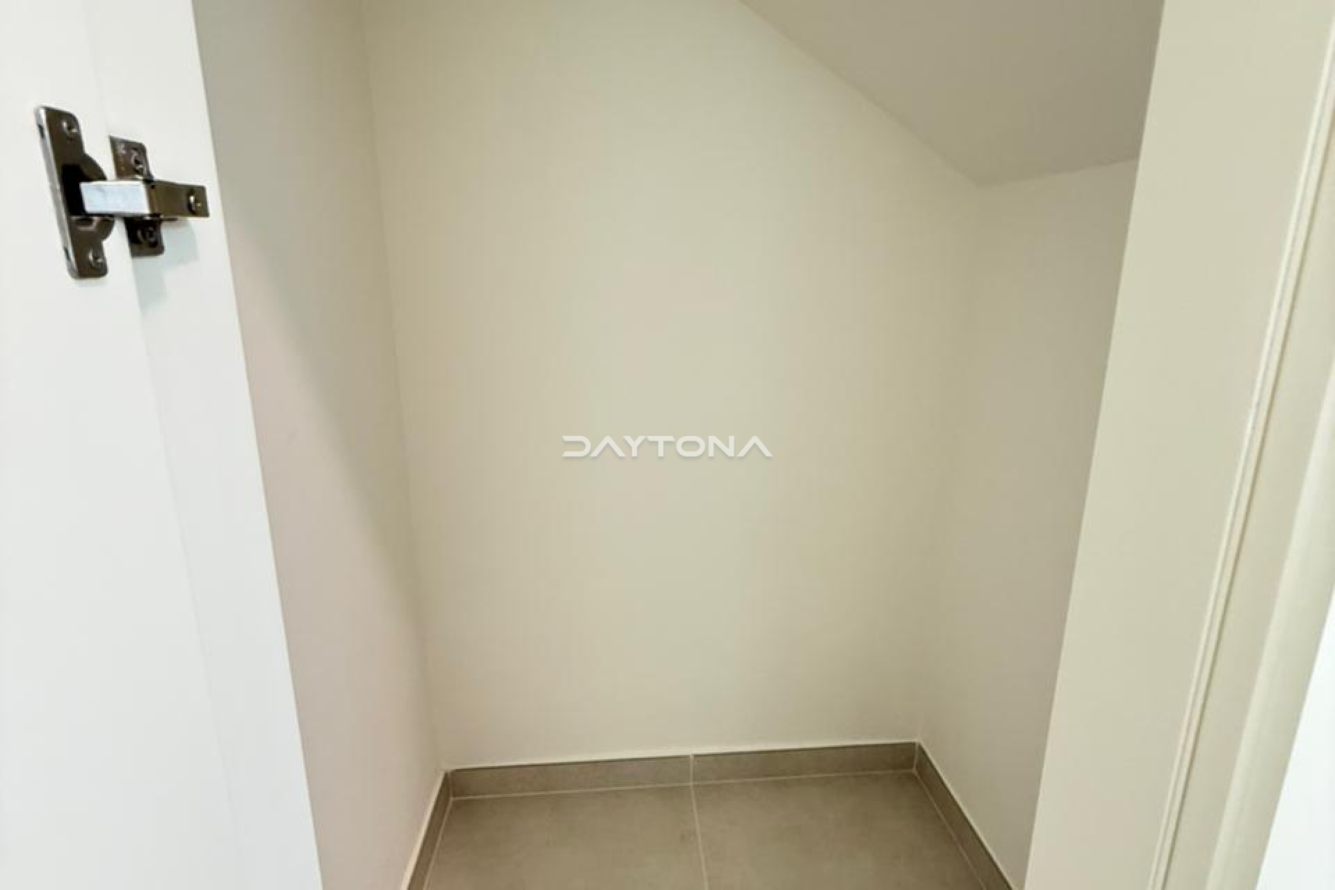 NEAR POOL | EXTENDED AREA | VASTU UNIT | BEST INVESTMENT