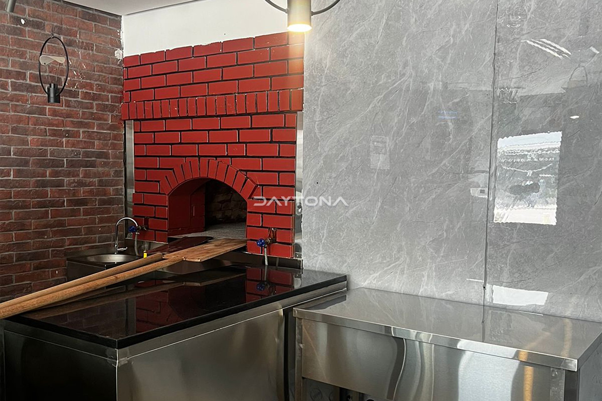 RUNNING RESTAURANT | AL GARHOUD | F&B OPPORTUNITY