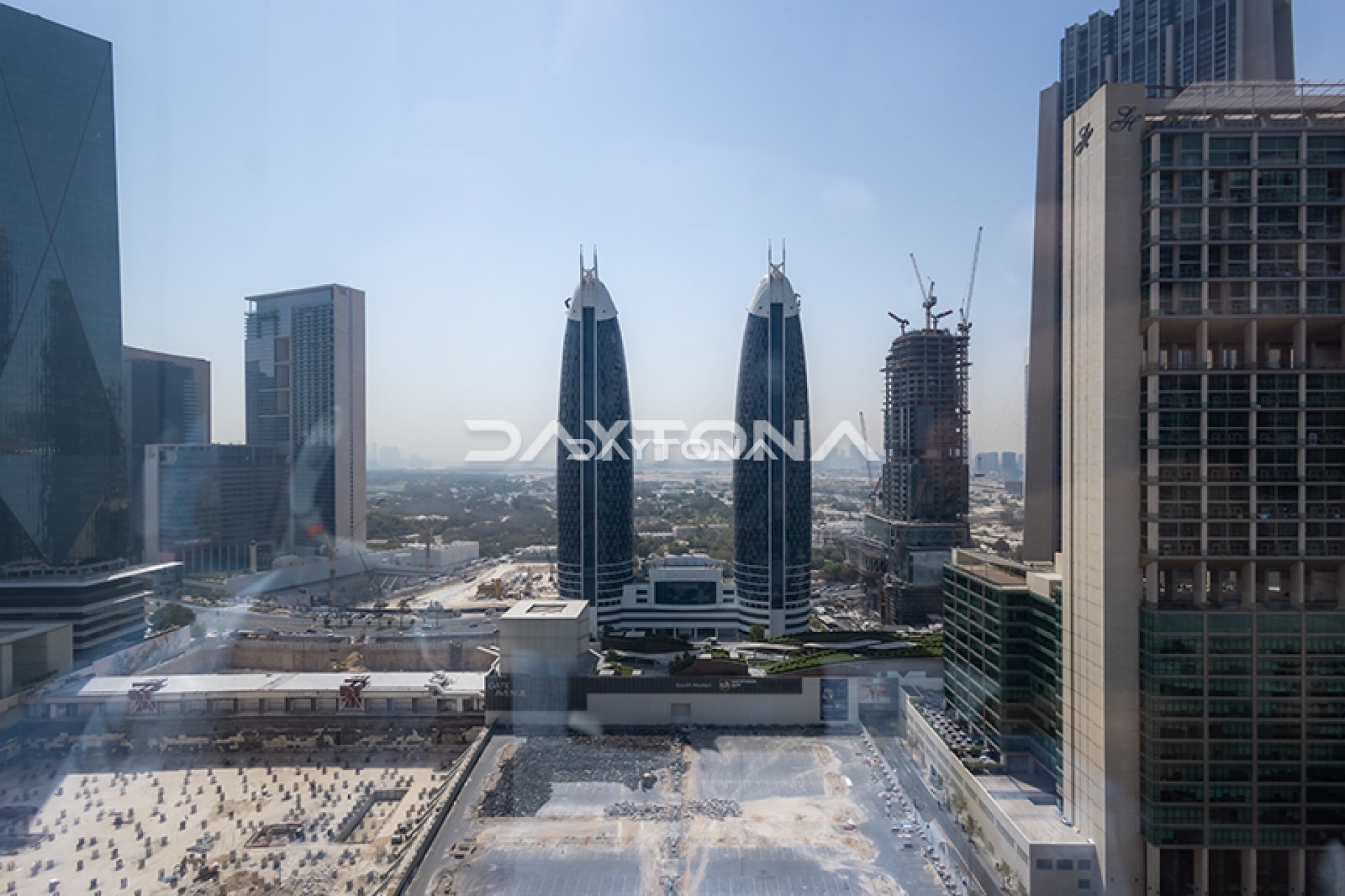 LUXURY 3 BED APARTMENT | NEXT TO METRO | BURJ KHALIFA & PALACE VIEWS